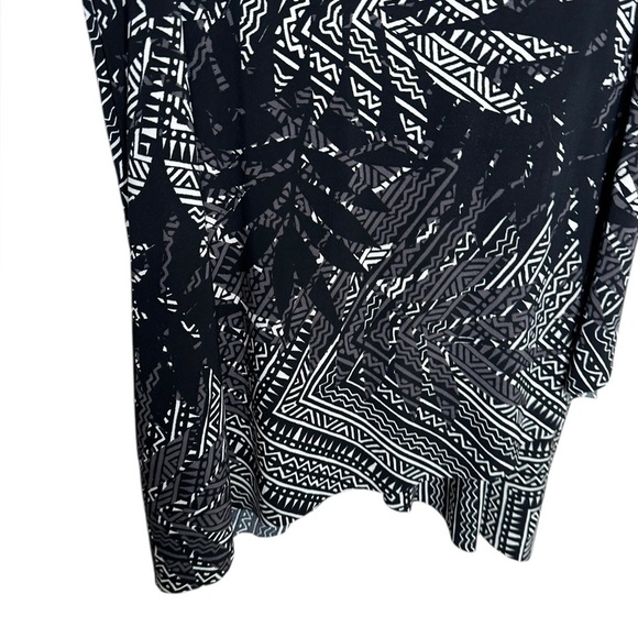 MIRACLESUIT "Tulum Treasures Dazzle" Tankini Top | Black & White | Size 10 | EUC - Picture 5 of 12